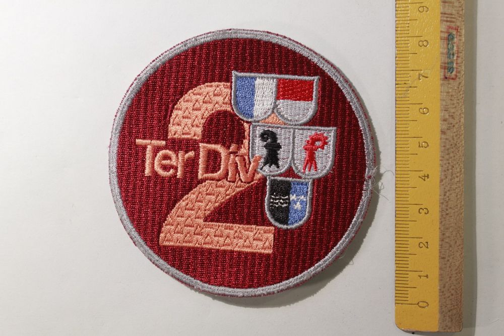 Ter Div 2 (D'occasion) à La plaine pour CHF 3 – avec livraison ...