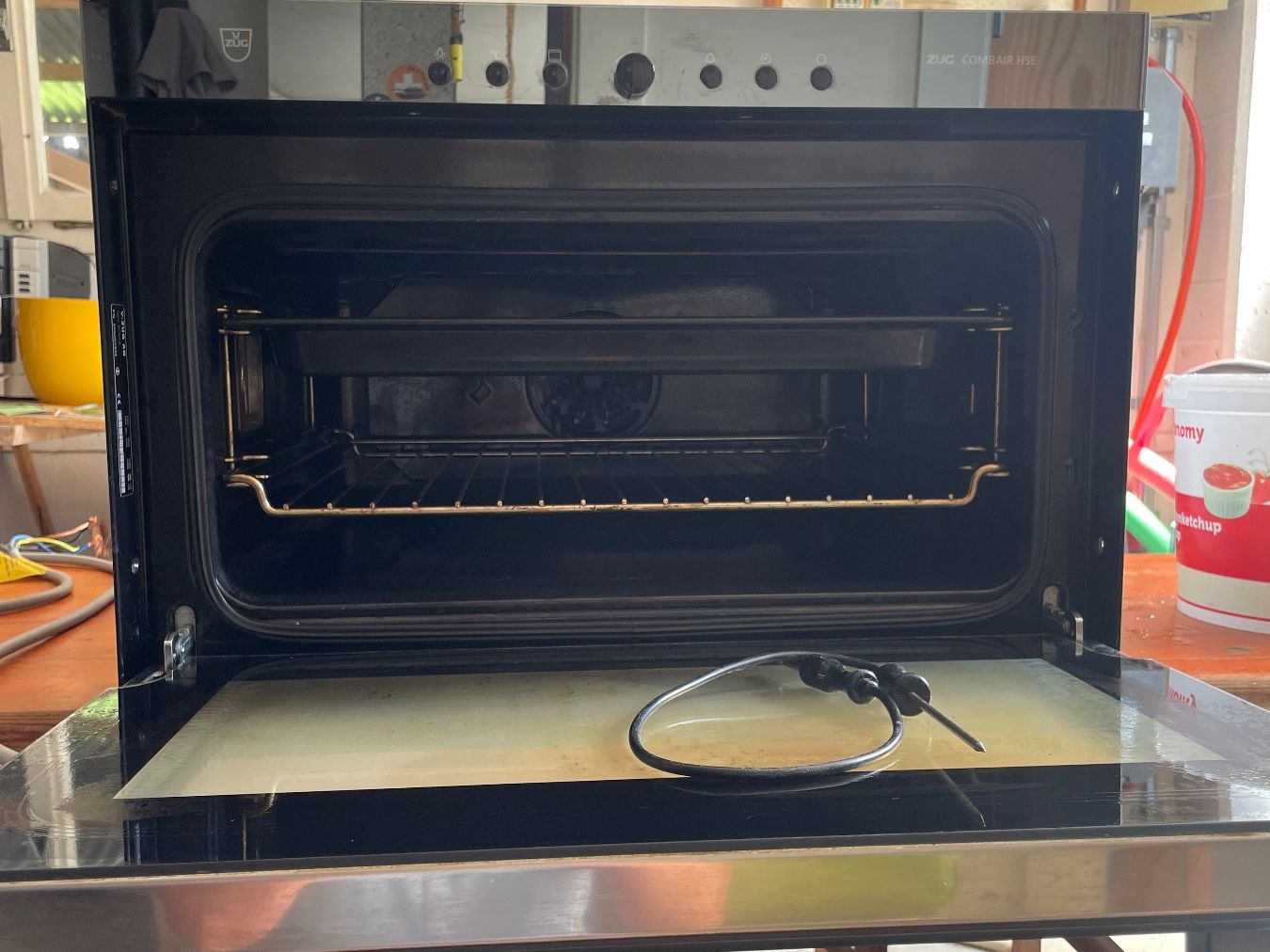 V-Zug Elettrodomestici da cucina: Backofen ZUG COMBAIR HSE – Usato da Wildhaus venduto da Rolf06 1