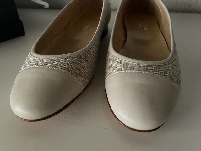 Scarpe da donna: Ballerina – Nuovo (secondo la descrizione) da Aarburg venduto da flacon05 1