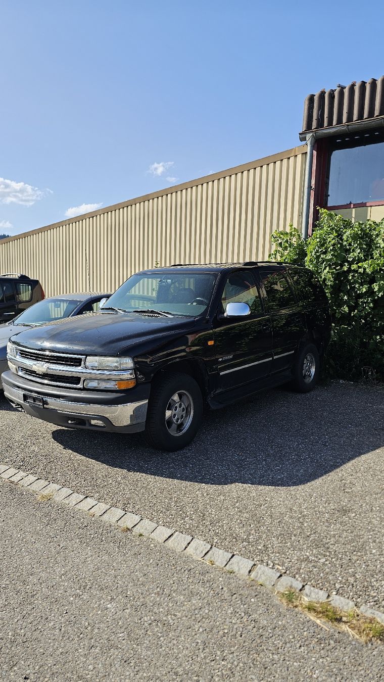 Chevrolet Autos: Chevrolet Tahoe 5.3 4x4 – Defekt aus Wiler b.  Seedorf von Evoxnxx