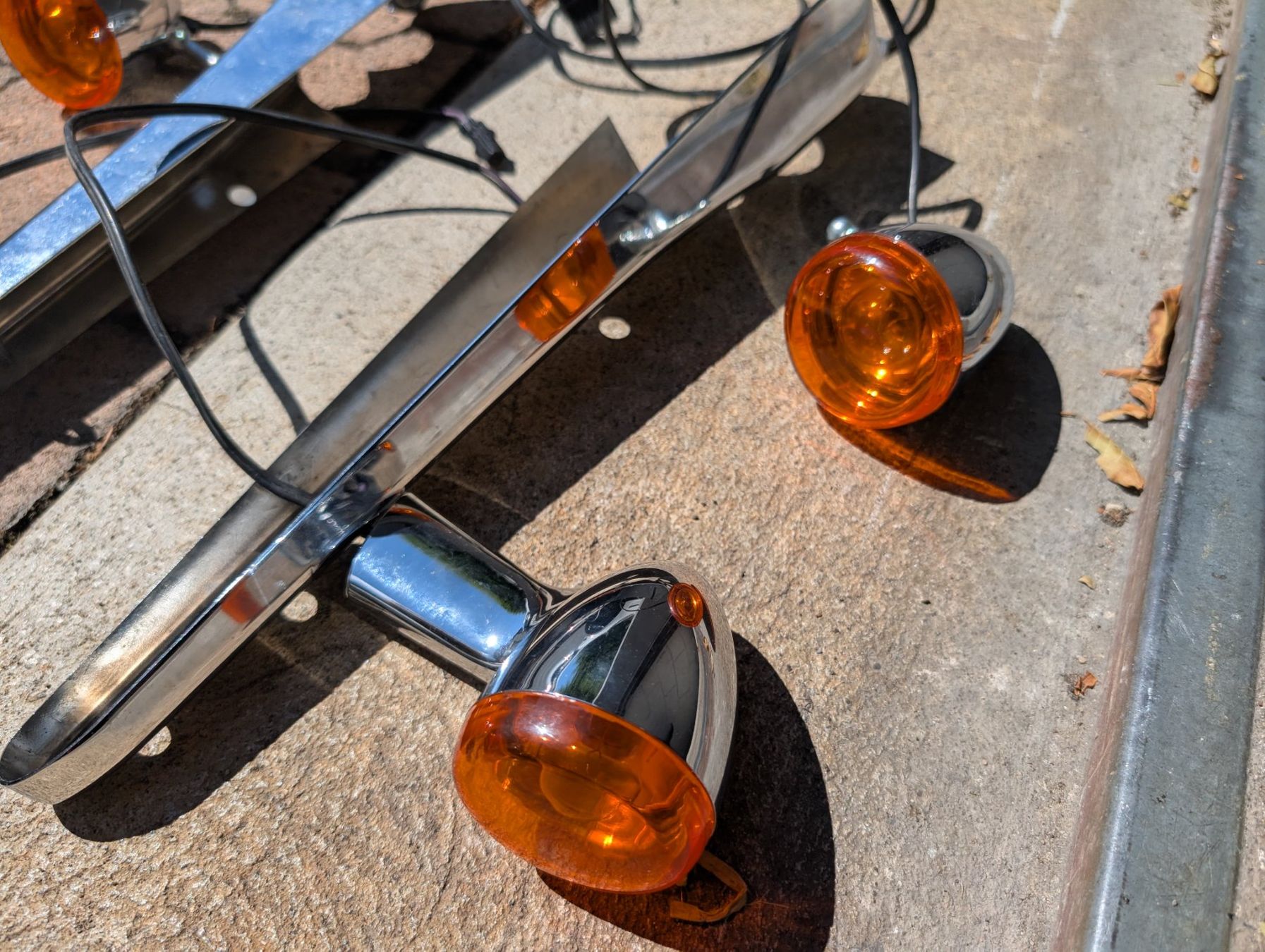 Harley-Davidson Alle Motorradersatzteile: Harley Davidson Original Blinker Bullet – Gebraucht aus Gebenstorf von and_v55x 2