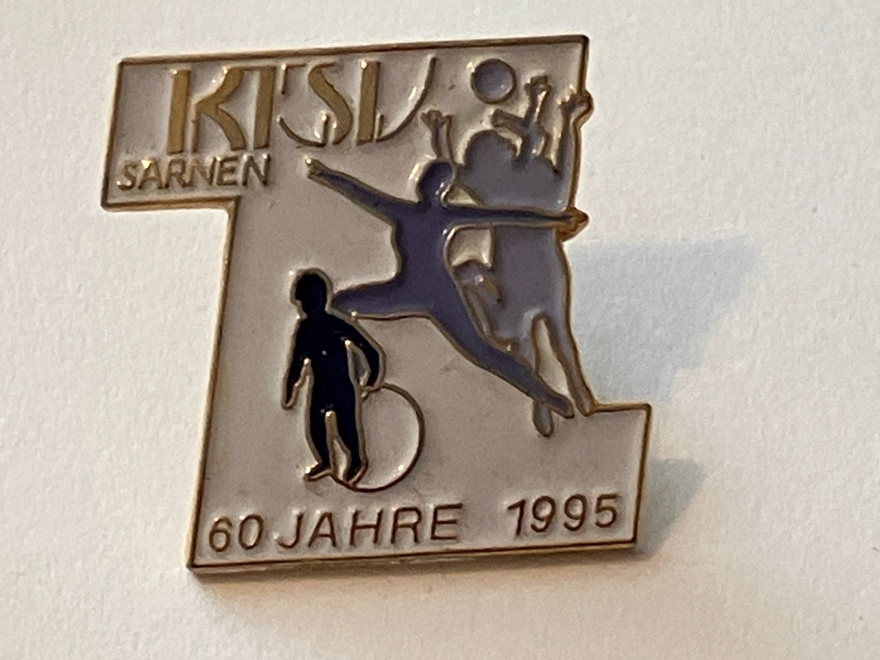 Placchette & Badge: 1 Pin KTSV Sarnen – Usato da Basel venduto da djwwpp