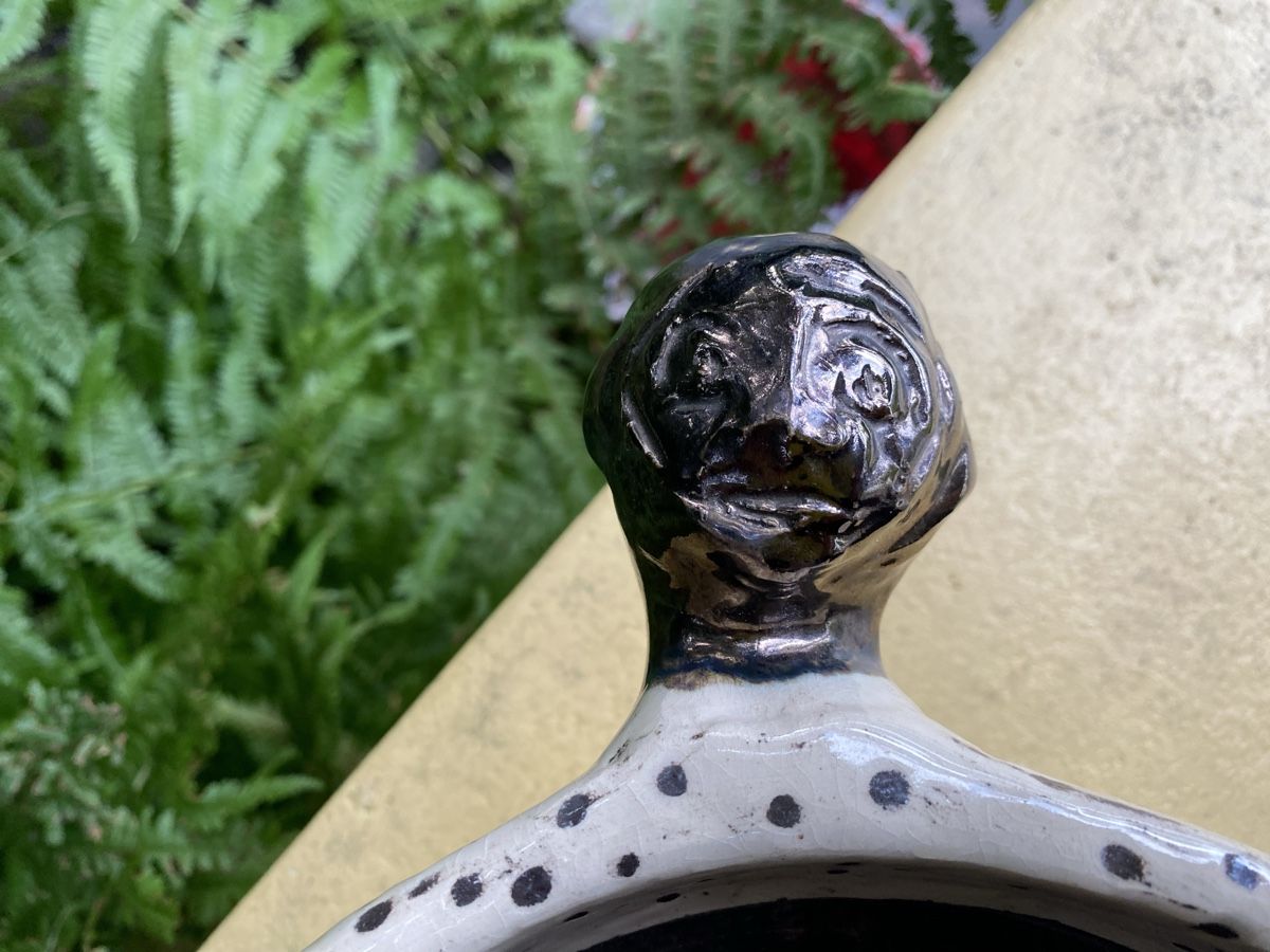 Tutte le decorazioni: Keramik Schale mit Figuren - Kunstobjekt – Usato da Galgenen venduto da Testus 1