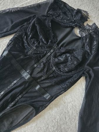 Sexy Body, Spitzen-Body, Schwarz, Langarm