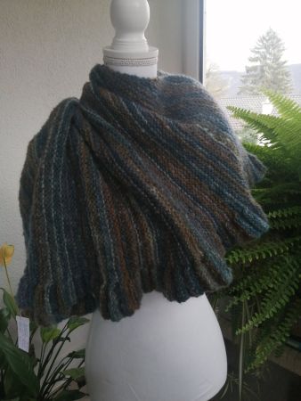 Schultertuch handgestrickt, Grösse: 200x130cm