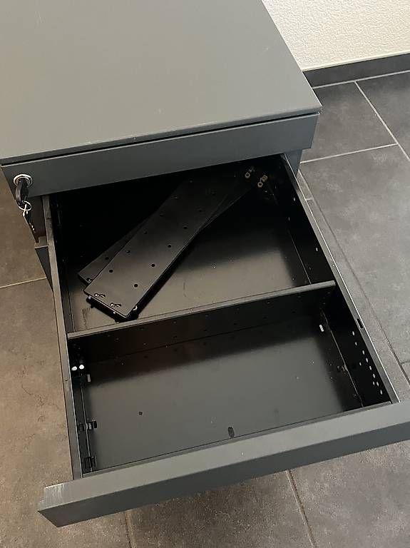 Banconi: Rollkorpus Leichtmetall  – Usato da Ennetbaden venduto da sonrisa75 2