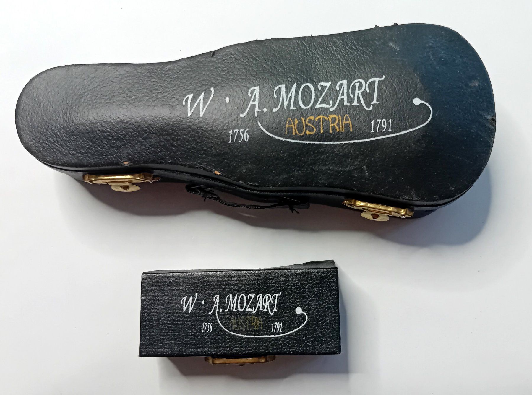 Kit di modellismo & Modellini statici: Violon et violoncelle miniatures - W. A. Mozart – Usato da Neuchatel venduto da Vlenoble 1