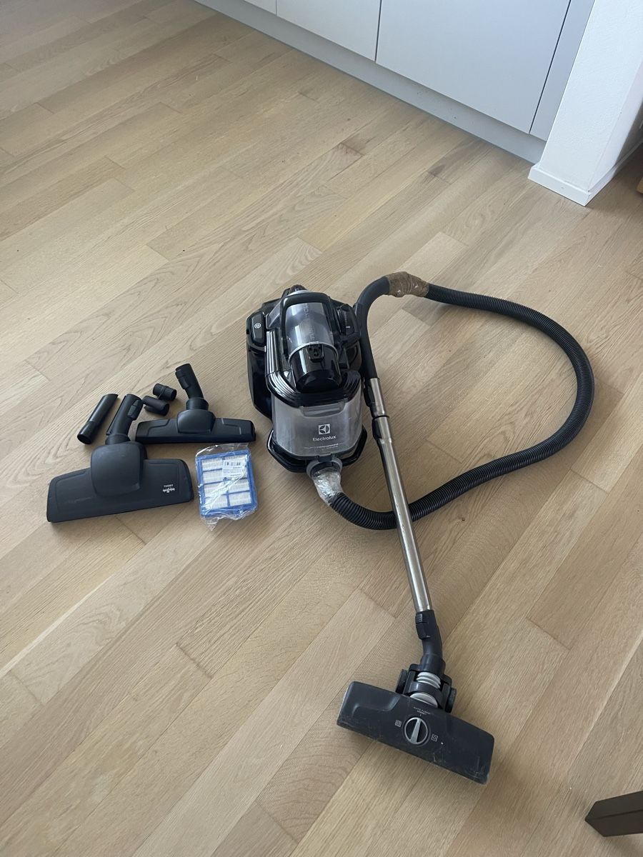 Electrolux Staubsauger & Zubehör: Staubsauger Electrolux – Gebraucht aus Wallisellen von JennyMayfair