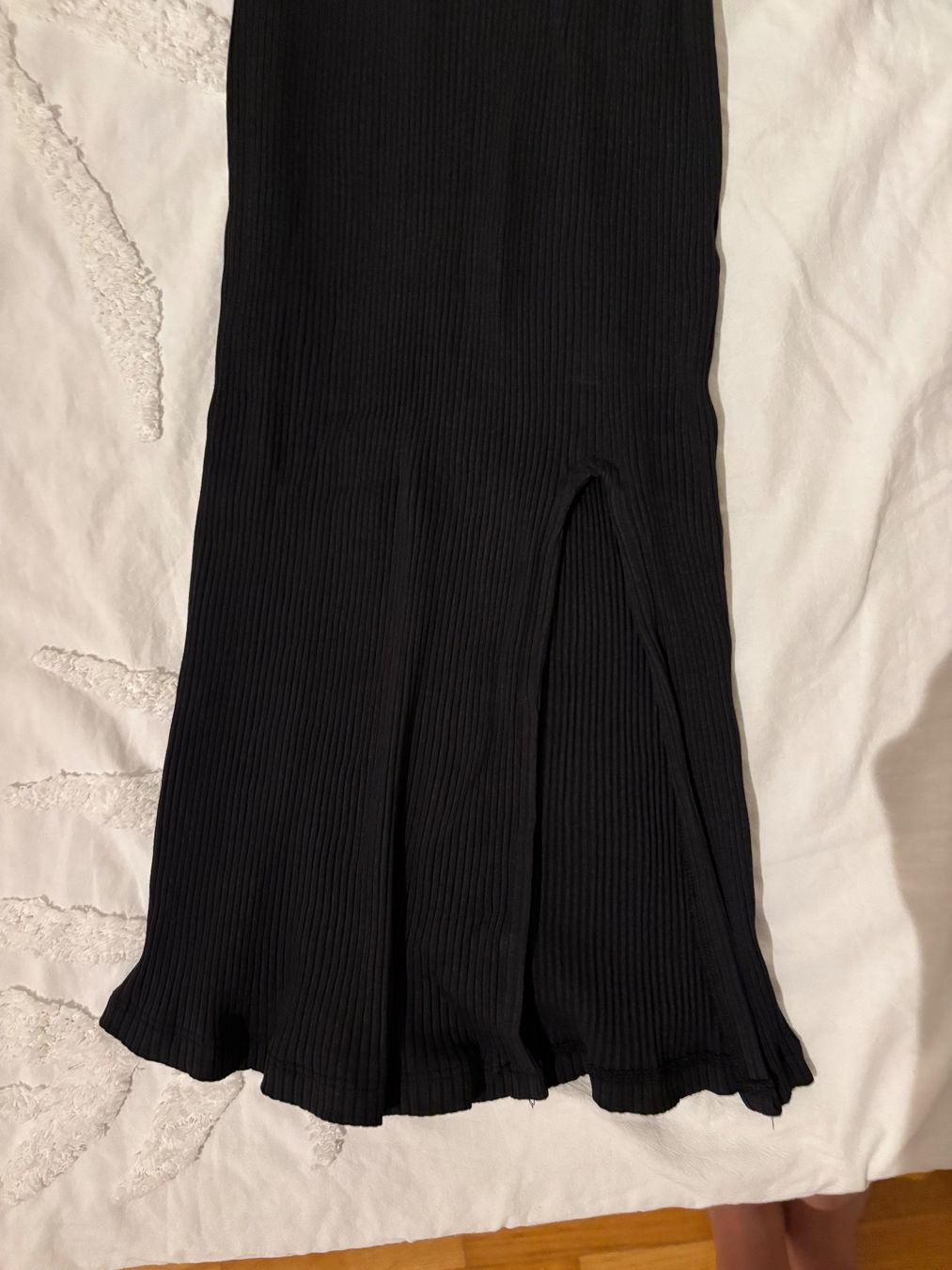 Anna Field Vestiti: Turtleneck Strickkleid mit Bein-Schlitz – Usato da Zürich venduto da hue_82qd 1