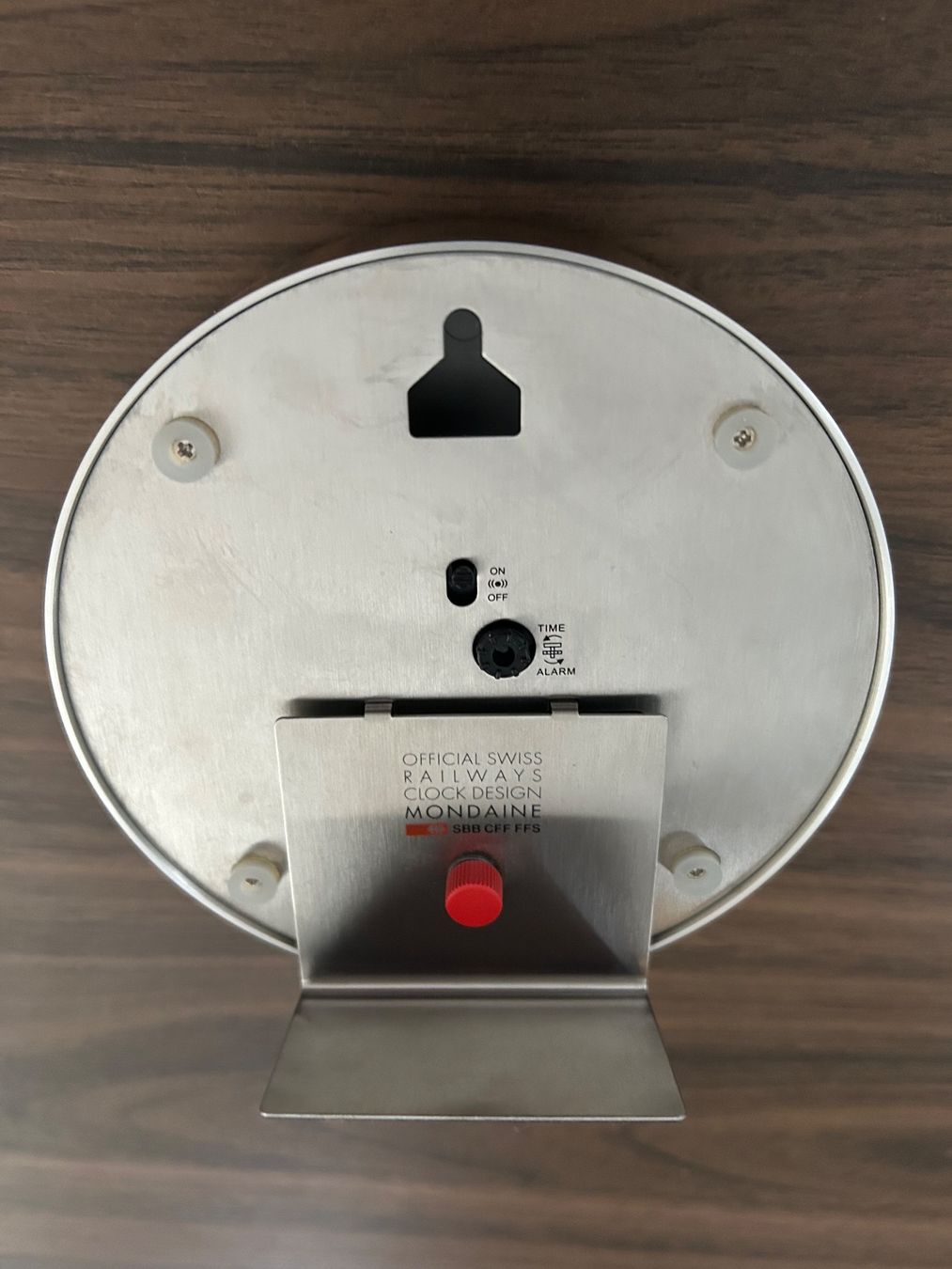 Mondaine Wecker: Horloge de table Mondaine – Defekt aus Ipsach von Seb716 1