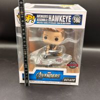 Funko Pop! Avengers Hawkeye 586 Deluxe Exclusive