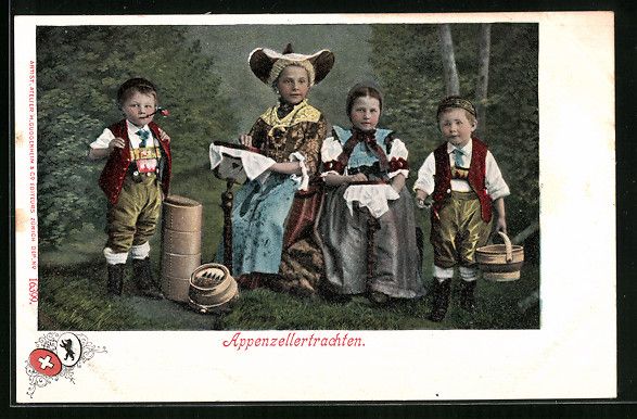 Cartes postales: Appenzellertrachten, Mädchen mit Stickr – D'occasion à Berlin par bartko-reher