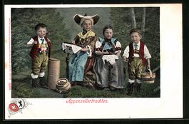 Appenzellertrachten, Mädchen mit Stickr