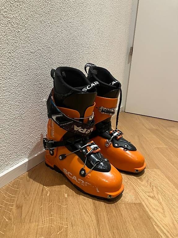 Chaussures hommes: Scarpa Skitourenschuhe – D'occasion à Zürich par tim_dt6l