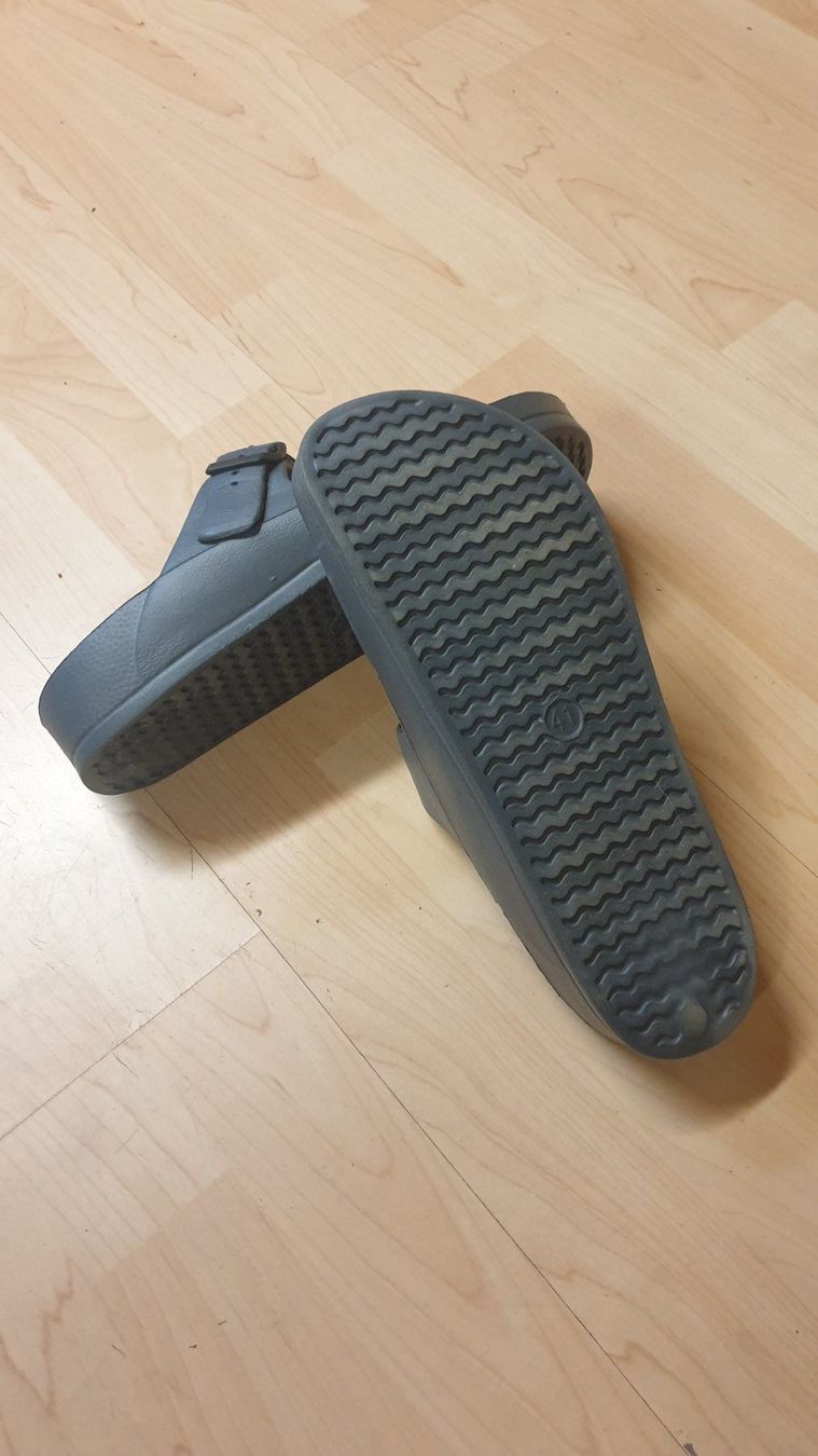 Scarpe da uomo: Freizeitpantolette Gr.41 – Nuovo e nell'imballaggio originale da Koppigen venduto da Ready2Work 1