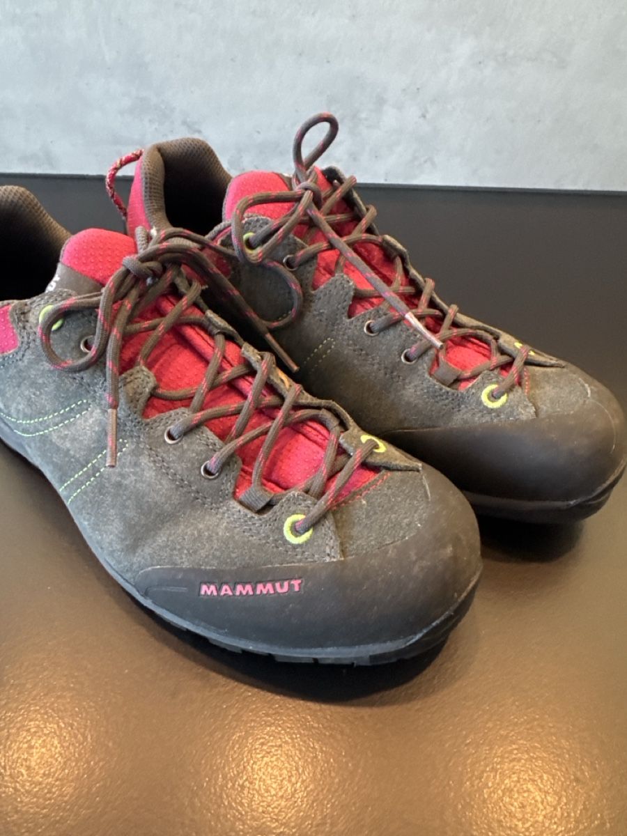 Mammut Scarpe da donna: Aktion * Mammut Wanderschuhe, 39 1/3, neuwertig – Usato da Grüt (Gossau ZH) venduto da Minnymaus2 4