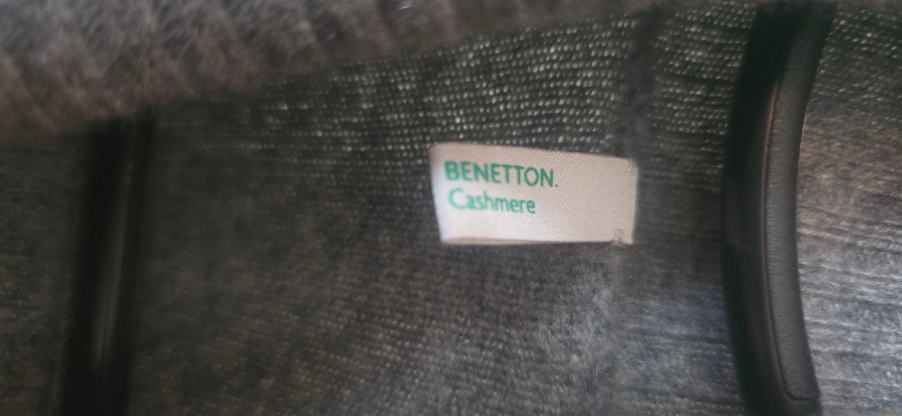 Benetton Maglioni & Felpe: Benetton Cashmere Rollkragenpullover Grau - Zeitlos! – Usato da Wädenswil venduto da Minerva01 1