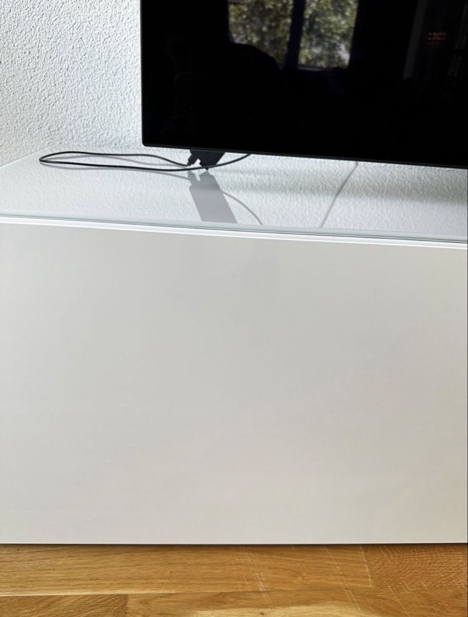 Ikea Meubles TV: Ikea Bresta TV Sideboard  – D'occasion à Dübendorf par vra_5xq6 1