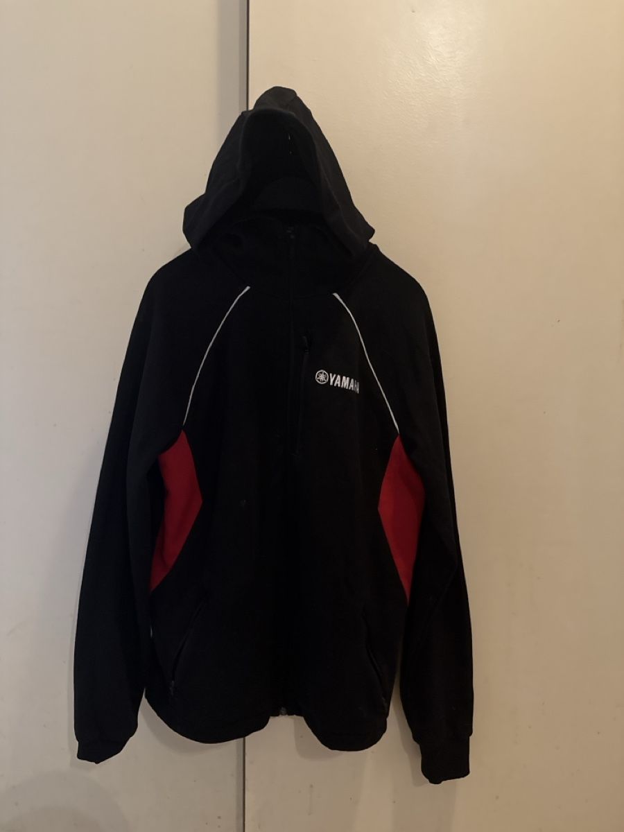 Yamaha Jacken: Jacket Yamaha noir  – Gebraucht aus Châtelaine von ant_6rpw