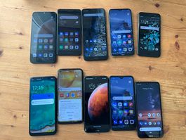 10 Stück defekte Android Geräte