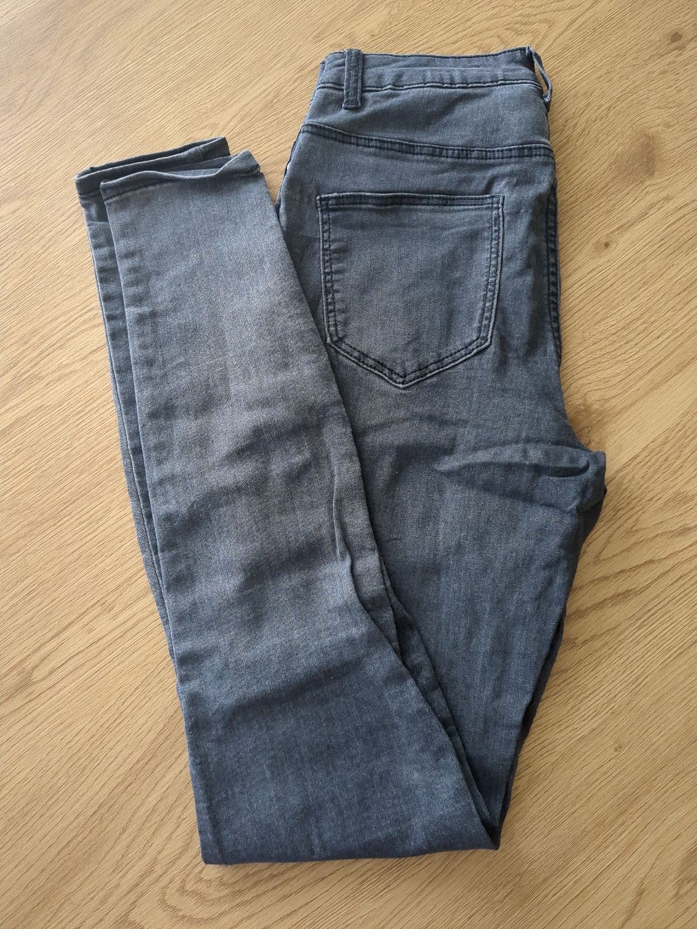 Jeans: Jeans Grösse 28/34 – Usato da St. Gallen venduto da tj19