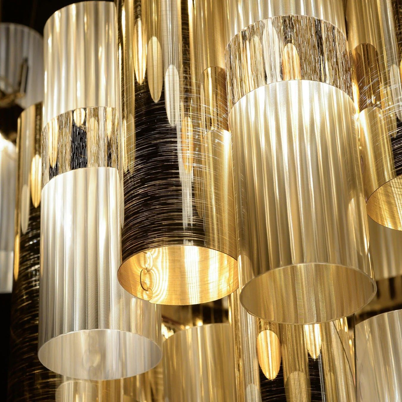 Lampade: La Lollo Pendelleuchte M Gold - SLAMP – Usato da Sissach venduto da ruminative 2