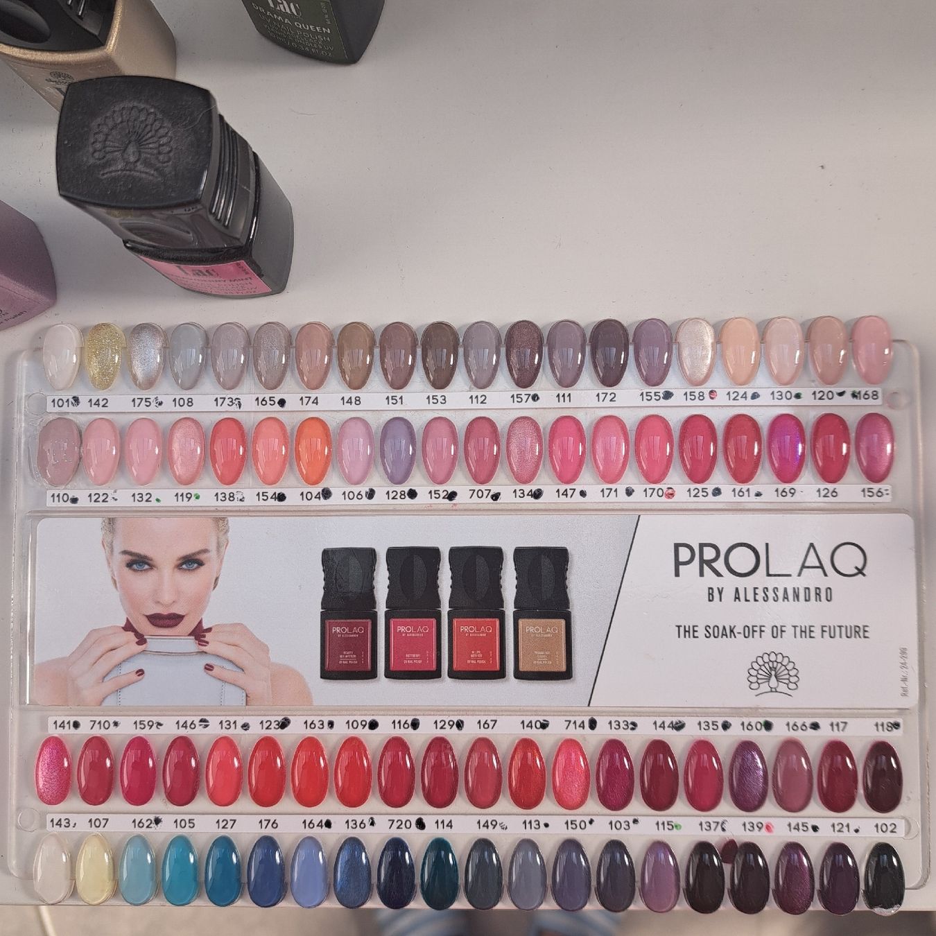 Alessandro Nagellack: Alessandro UV Gellack / Shellac – Gebraucht aus Oberweningen von Sam2003lila
