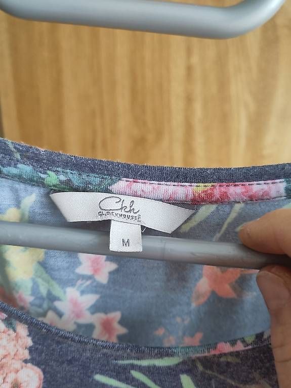 Tops: CropTop – Gebraucht aus Winterthur von Lisa123456789 2
