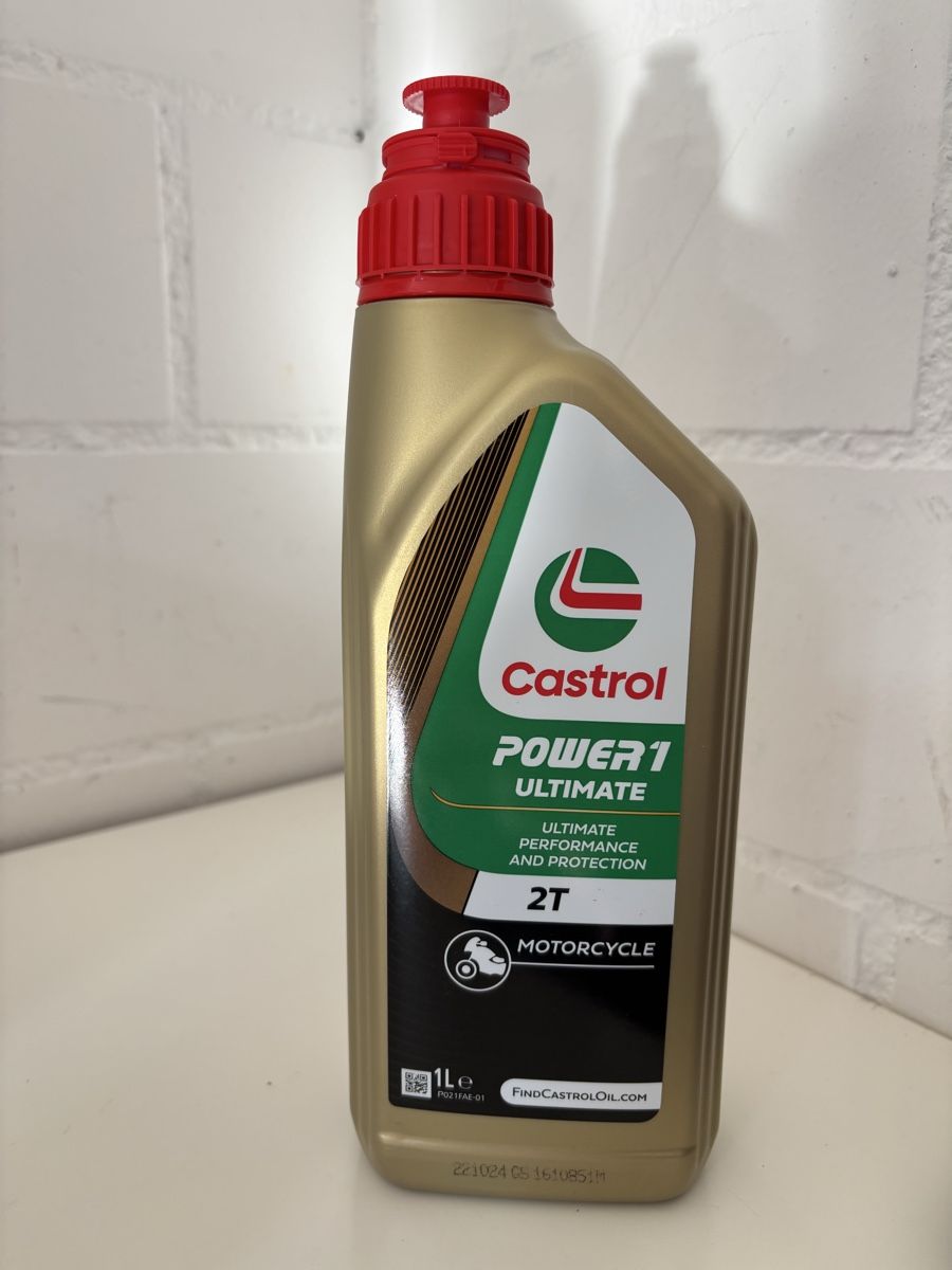 Castrol Oli & Additivi: Castrol Mofa Öl 2 Takt – Nuovo e nell'imballaggio originale da Hünenberg venduto da Trade18