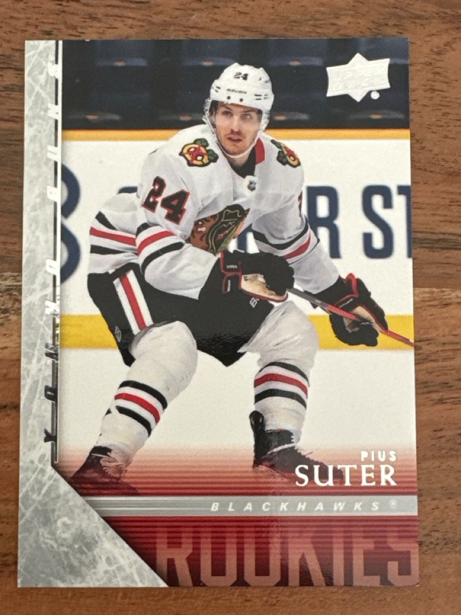 NHL Carte collezionabili: Pius Suter Blackhawks Rookie Card - Upper Deck Firsts – Usato da Grüningen venduto da Peterpan99