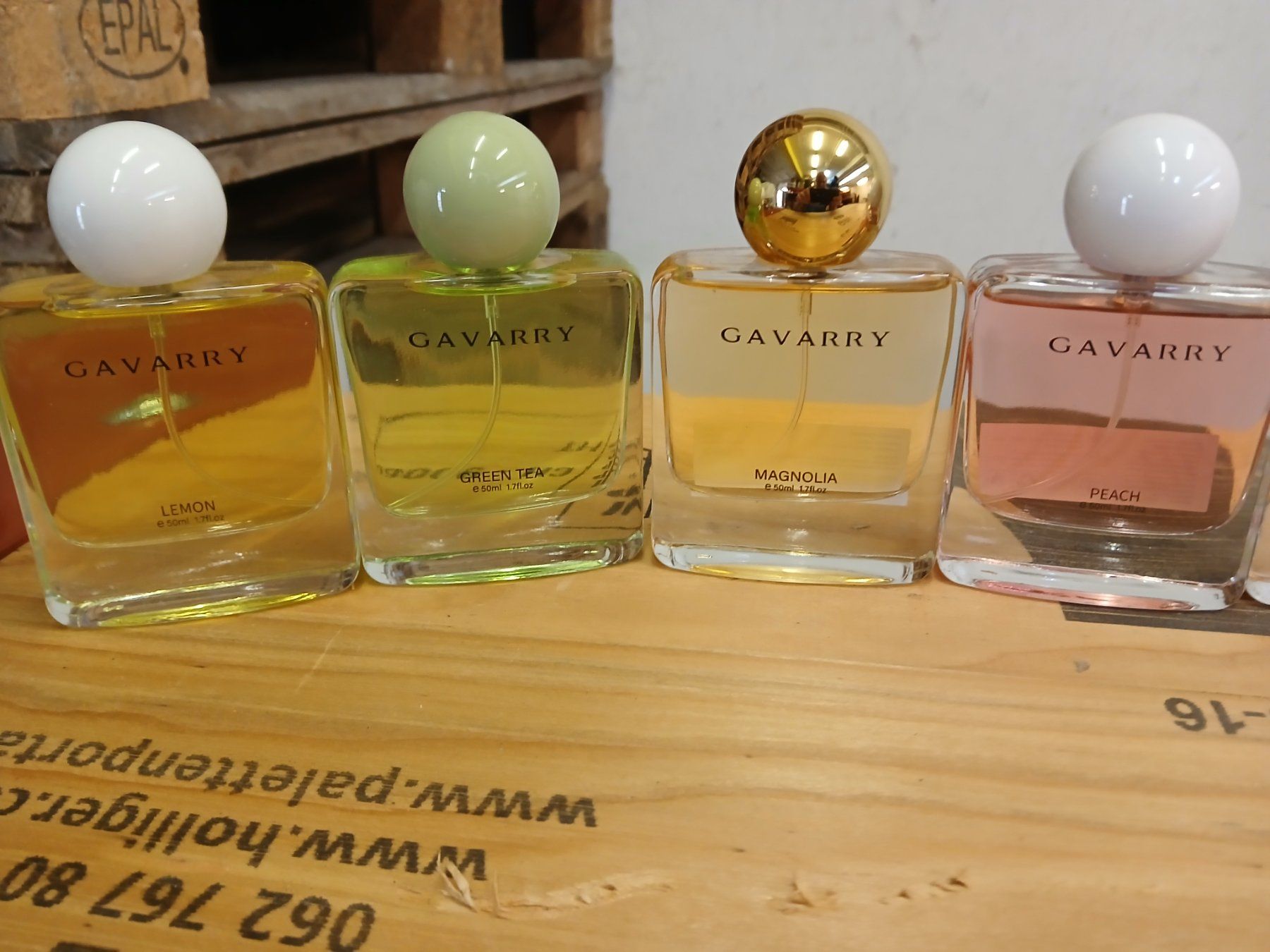 Profumi & Eau de Toilette: 7 CAVARRY PARFUME NEU – Nuovo (secondo la descrizione) da Eggenwil venduto da wydl 1
