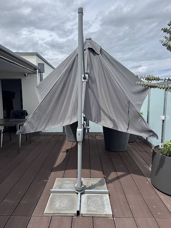 Ombrelloni: Sonnenschirm quadratisch 300x300cm – Usato da Thun venduto da Panthomblade 3