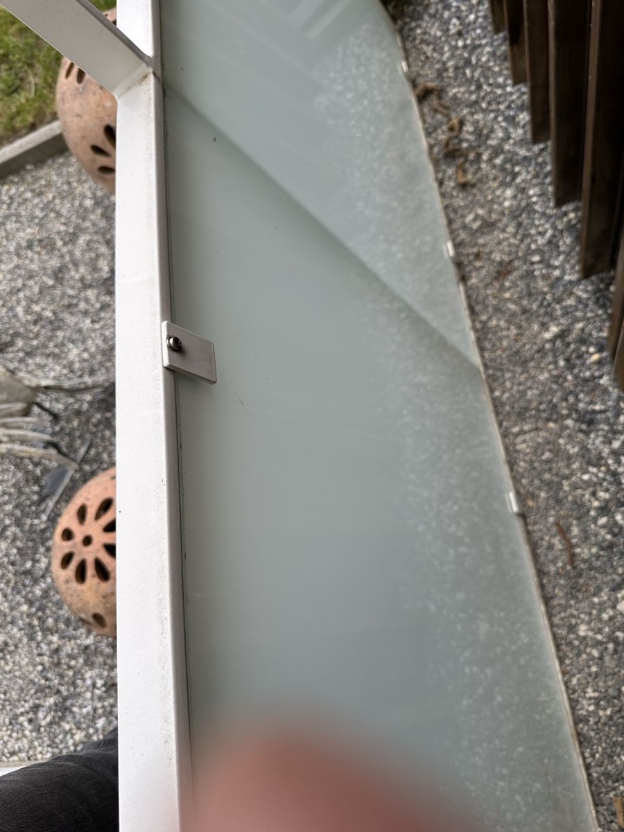 Ringhiere: Aussengeländer Element Glas zur Absicherung – Usato da Landquart venduto da lumima 1