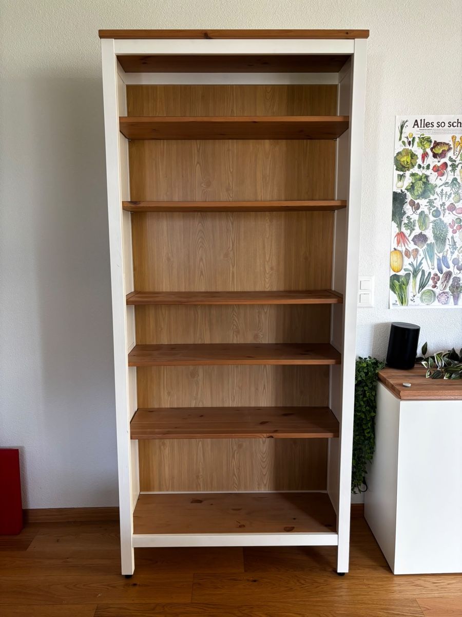 Ikea Regale: Hemnes Regal – Gebraucht aus Zürich von tine.b