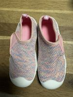 Kinderschuhe bunt gestrickt mit Klett Grösse 31 neuwertig