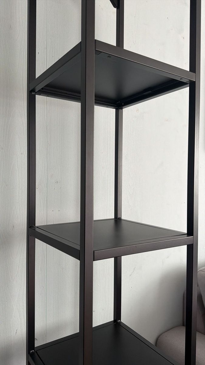 Scaffali: Armoire de rangement métal noir – Usato da Bressaucourt venduto da uba_rhf8 1