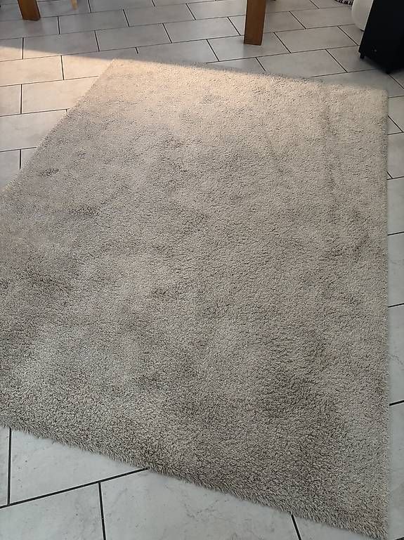 Tapis: Teppich beige 170 x 240cm gratis abzuholen – D'occasion à Waltenschwil par biondy