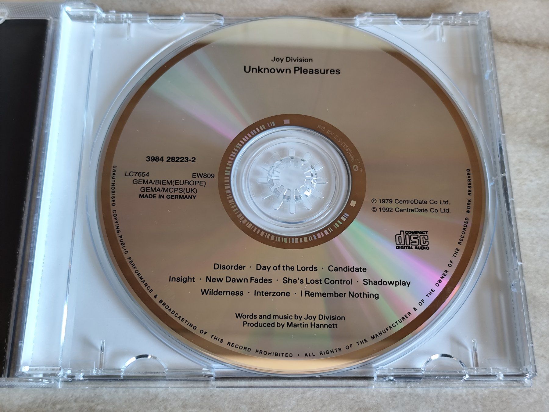 CDs: JOY DIVISION - UNKNOW PLEASURES, GEMA CentreDate Co Ltd. – Gebraucht aus Ermenswil von easyric 2