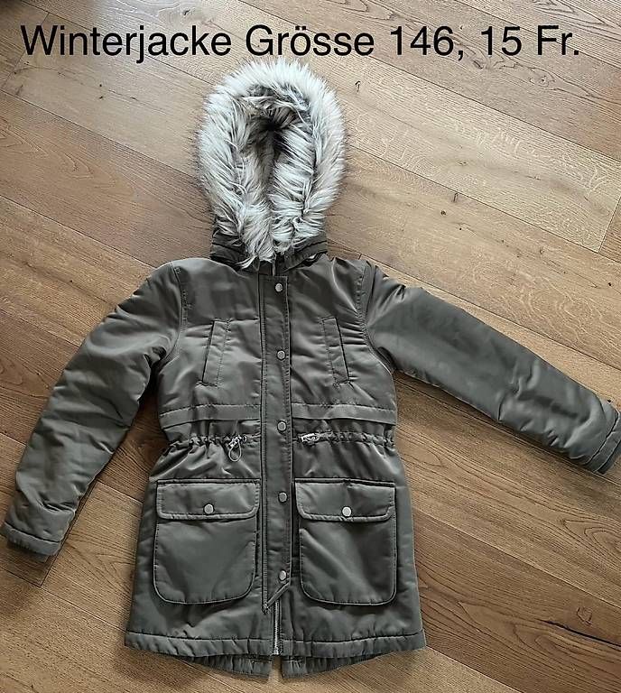Vestes & Manteaux: Winterjacke Grösse 146 – D'occasion à Horw par Retiii