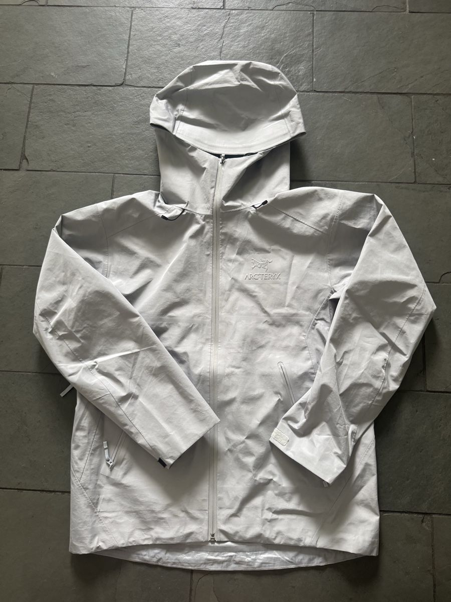Arcteryx Giacche: Arc'teryx Beta LT Jacket M/M Gore-Tex – Nuovo (secondo la descrizione) da Kaltbrunn venduto da nku_d7xr