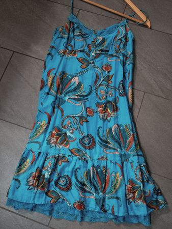 Sommerkleid MEXX blau gemustert Grösse 38