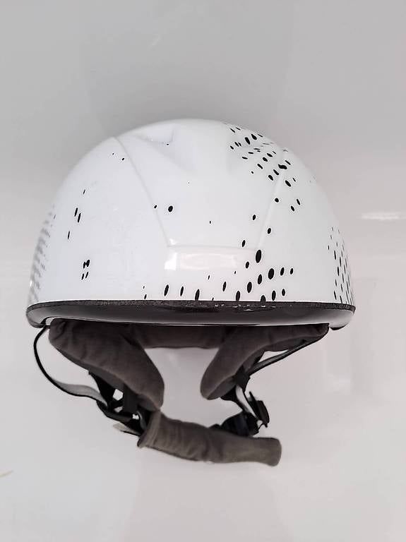 Caschi: A vendre casque de ski – Usato da Denens venduto da Chanchantevend 2