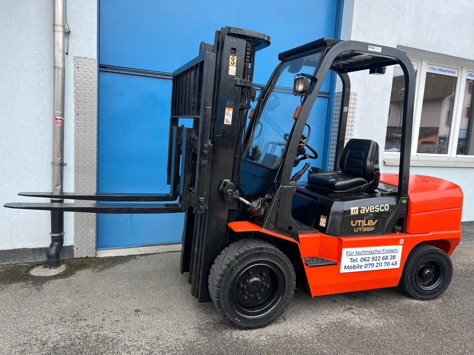 Diesel Carrelli elevatori e a forche: AVESCO Diesel-Gabelstapler 3.5 ton, 4.5 m – Usato da Aarwangen venduto da fsa-maschinen 1