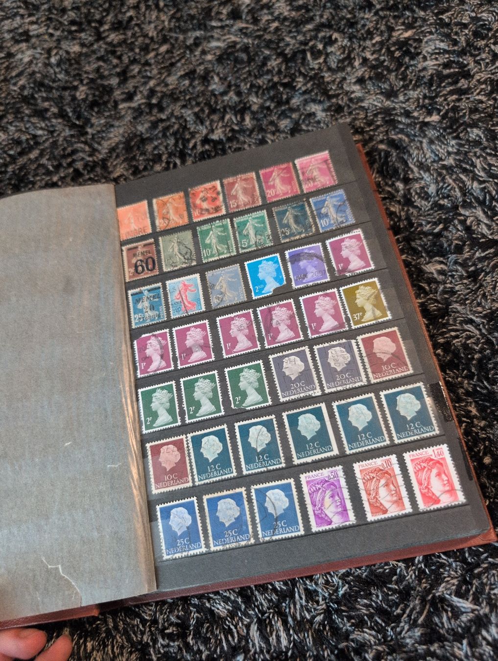 Alle Briefmarken: Markensammlung – Gebraucht aus Alpnach Dorf von sarah_birrer