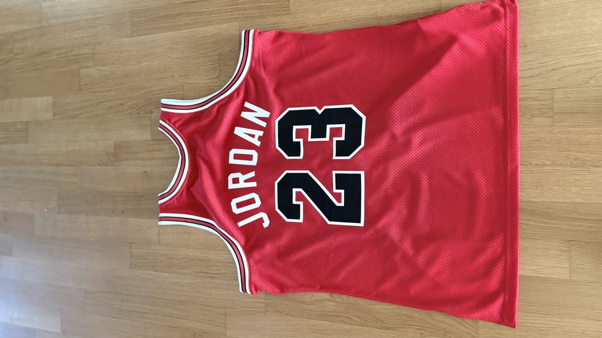 Canottiere & Pantaloni: Michael Jordan Authentic 84-85 NBA Jersey – Nuovo (secondo la descrizione) da Glattpark(Opfikon) venduto da pul_mlg2 6