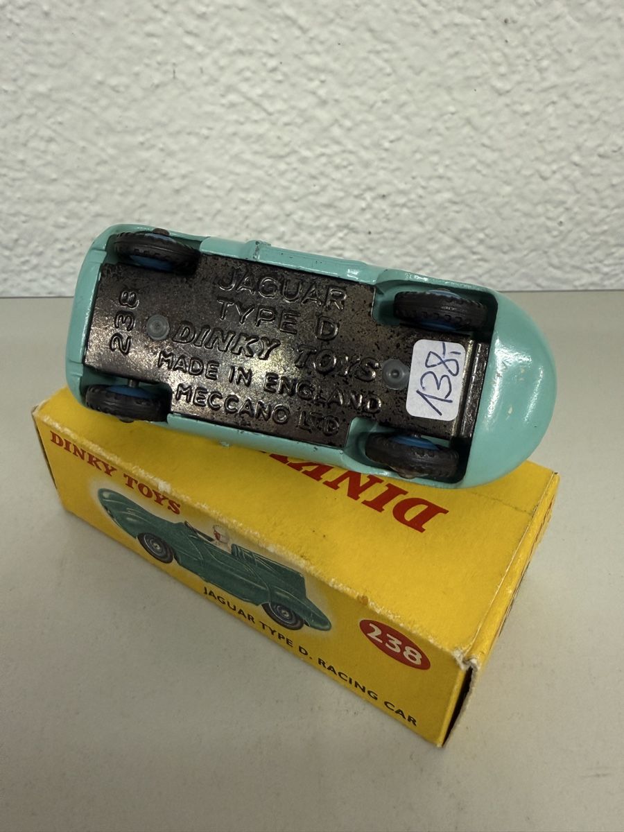 Dinky Toys Modellini d'auto: Superbe Dinky Toys Jaguar type D réf. 238 – Usato da Cossonay-Ville venduto da JeroJawa 6