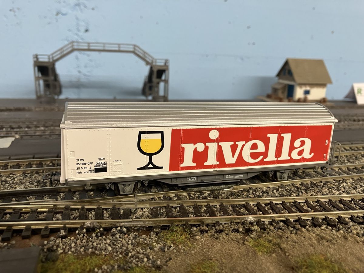 Roco Modellini di ferrovie: Roco HO, SBB CFF FFS Rivella – Usato da Rochefort venduto da ise_c7lc 1