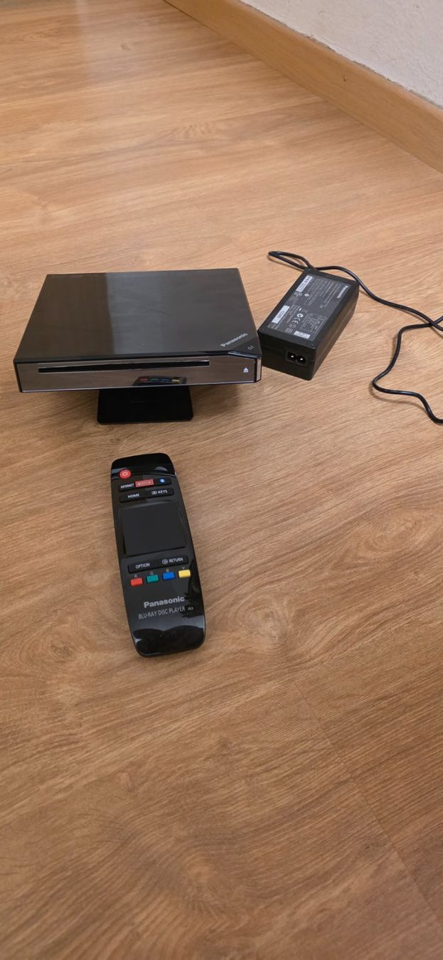 Panasonic Lettore multimediale & Streamer: Panasonic Design 3D Blu-ray Player – Usato da Ulisbach venduto da Old_Science 2