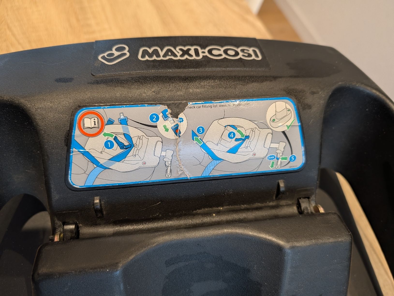Maxi-Cosi Seggiolini per auto: Maxi-Cosi CabrioFix + Base Isofix – Usato da Kerzers venduto da M1CHELO 5