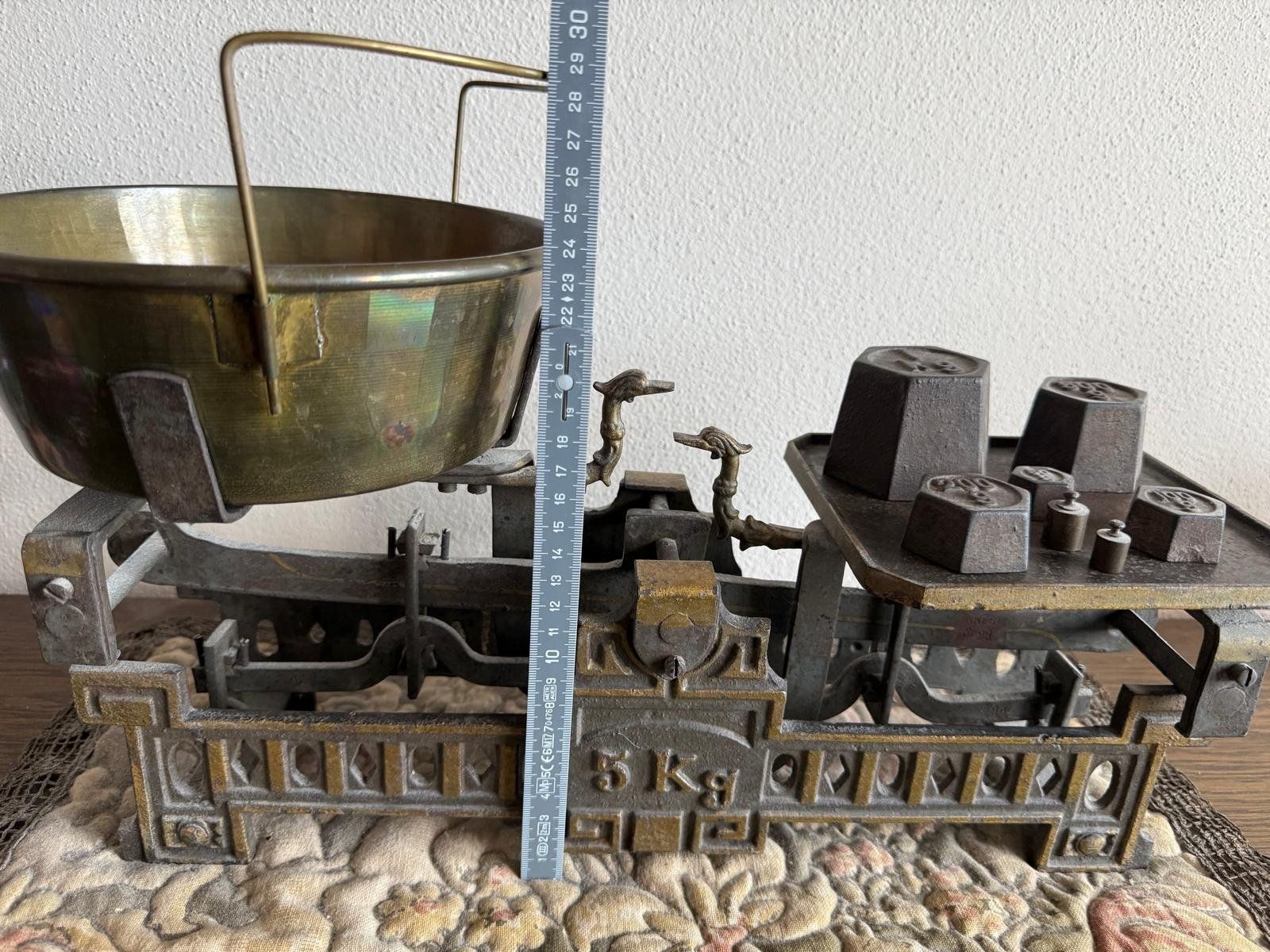 Bilance e pesi: Antike Waage (5kg) – Usato da Bellinzona venduto da sonneee24 7